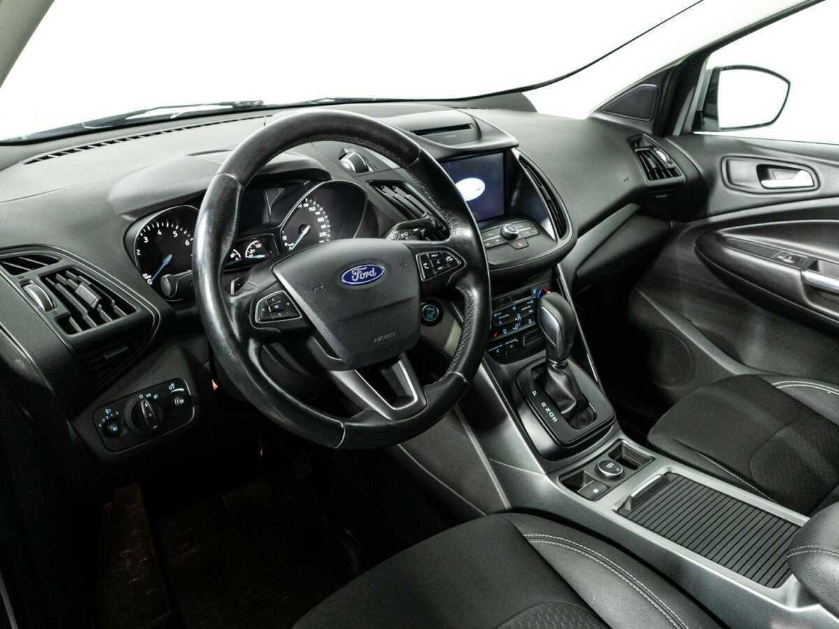 Ford Kuga с пробегом — 2017 год. Фото: #10