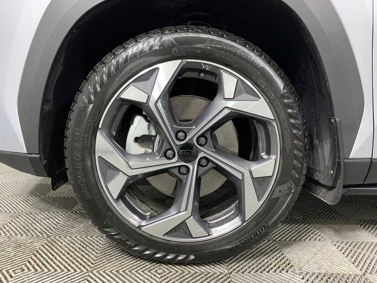 Geely Atlas с пробегом — 2023 год. Фото: #8