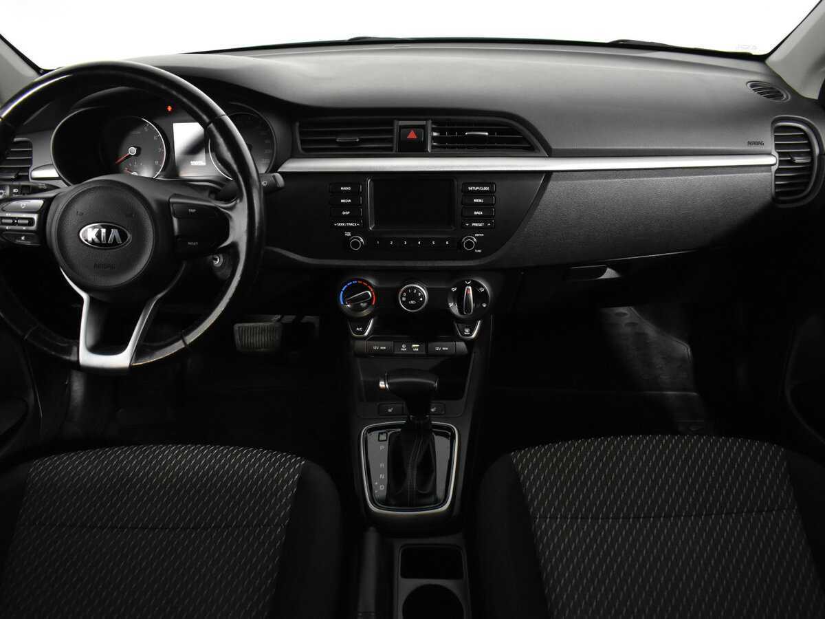 Kia Rio с пробегом — 2017 год. Фото: #10