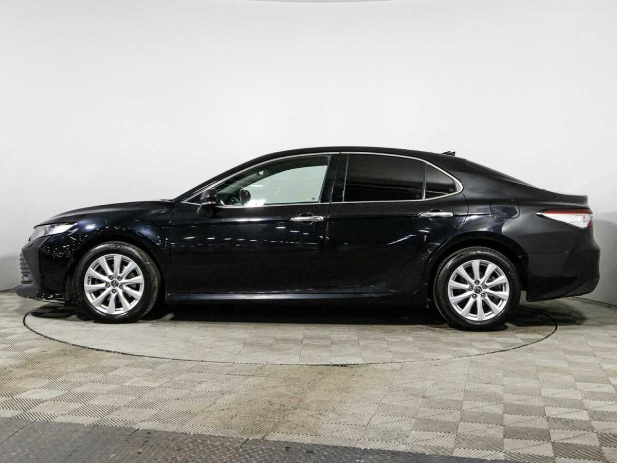 Toyota Camry с пробегом — 2019 год. Фото: #7