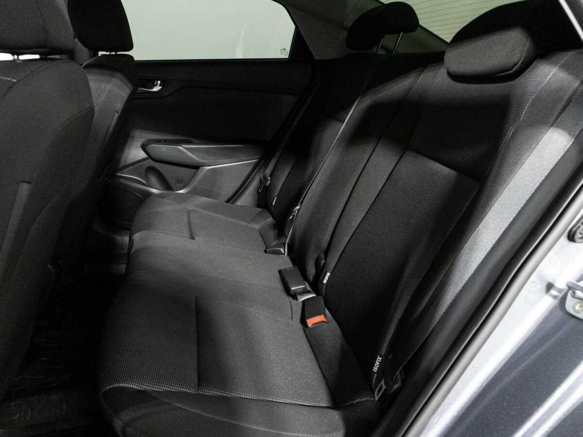 Hyundai Solaris с пробегом — 2020 год. Фото: #9