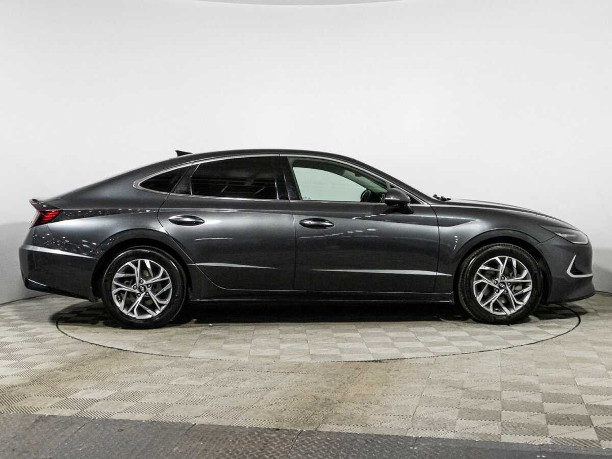 Hyundai Sonata с пробегом — 2020 год. Фото: #3