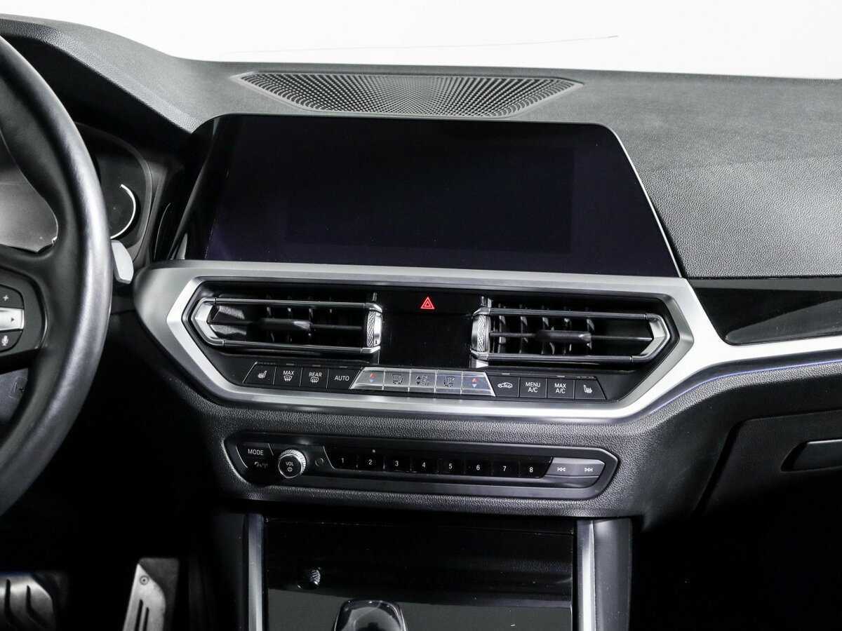 BMW 3 серии с пробегом — 2019 год. Фото: #9