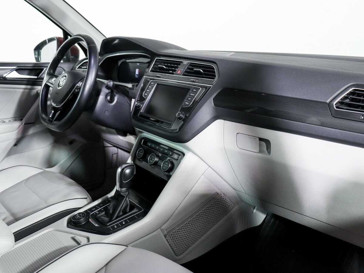 Volkswagen Tiguan с пробегом — 2016 год. Фото: #5