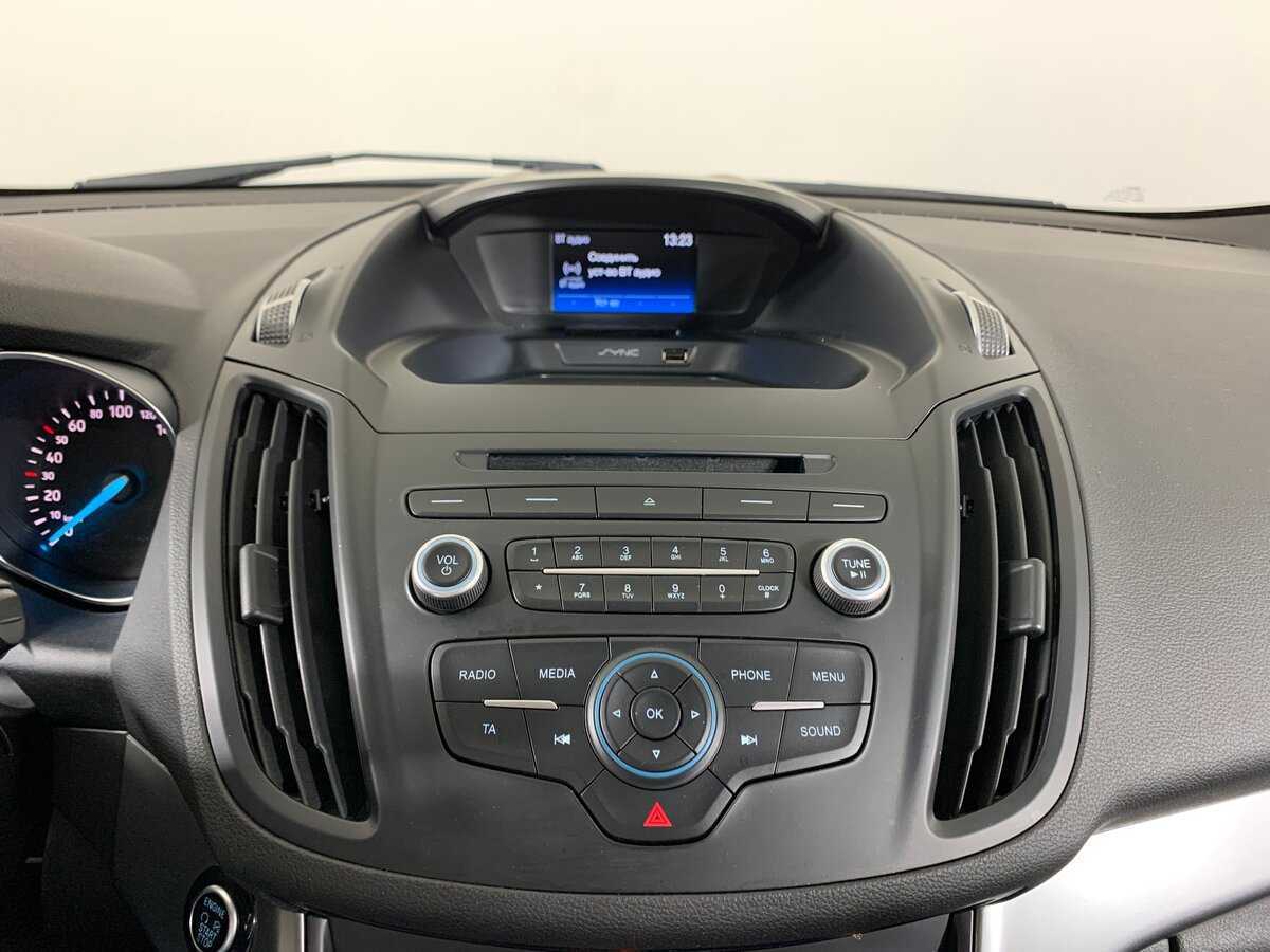 Ford Kuga с пробегом — 2017 год. Фото: #15