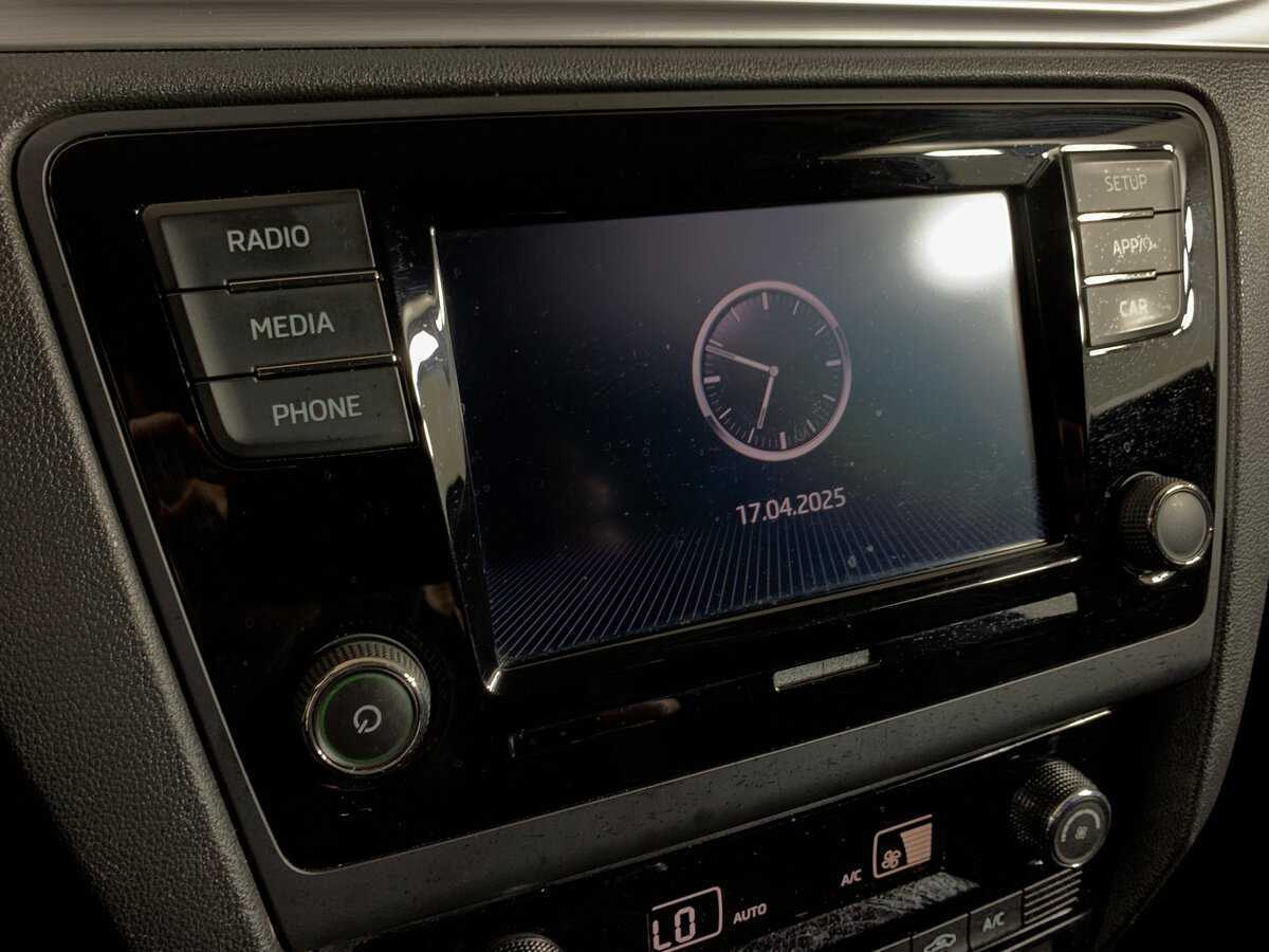 Skoda Rapid с пробегом — 2019 год. Фото: #15