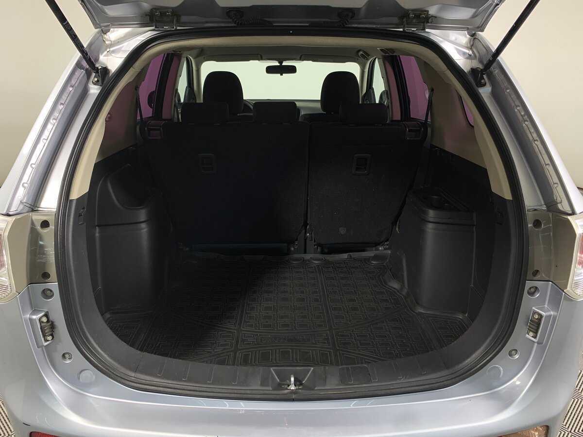 Mitsubishi Outlander с пробегом — 2013 год. Фото: #19