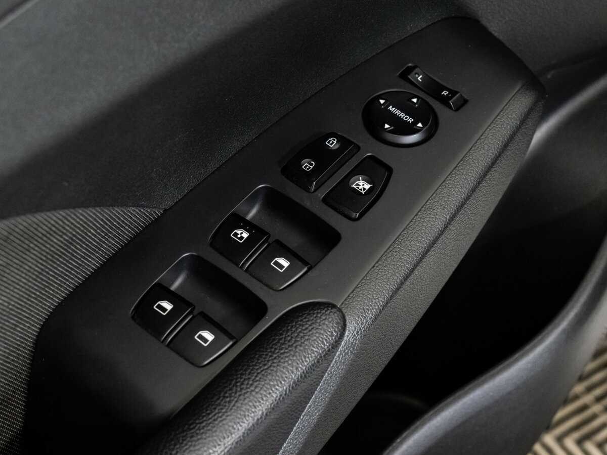 Hyundai Solaris с пробегом — 2021 год. Фото: #14