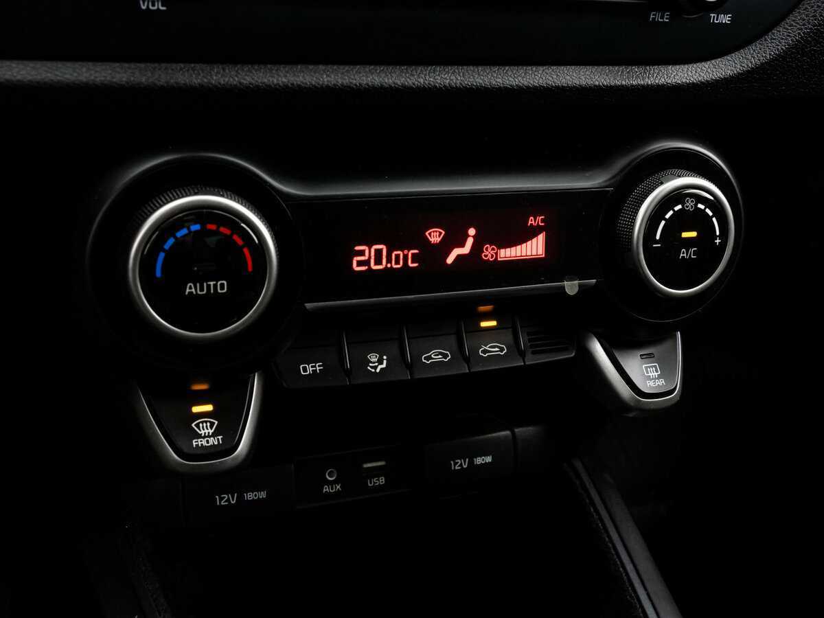 Kia Rio с пробегом — 2018 год. Фото: #13