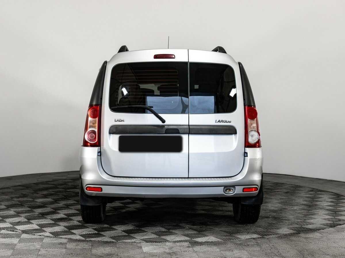 Lada (ВАЗ) Largus с пробегом — 2014 год. Фото: #4