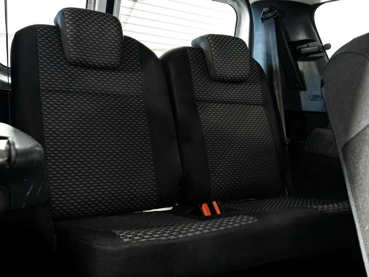 Lada (ВАЗ) Largus с пробегом — 2014 год. Фото: #11