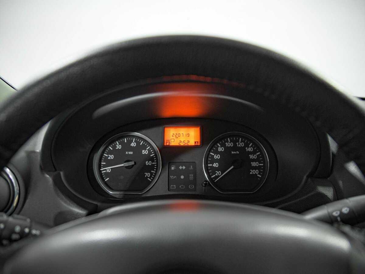 Nissan Almera с пробегом — 2014 год. Фото: #5