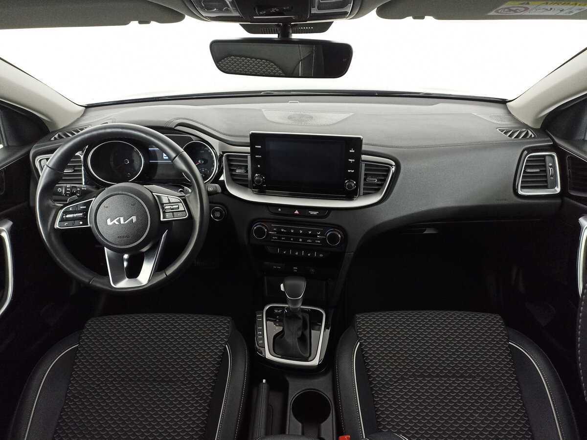 Kia Ceed с пробегом — 2022 год. Фото: #13