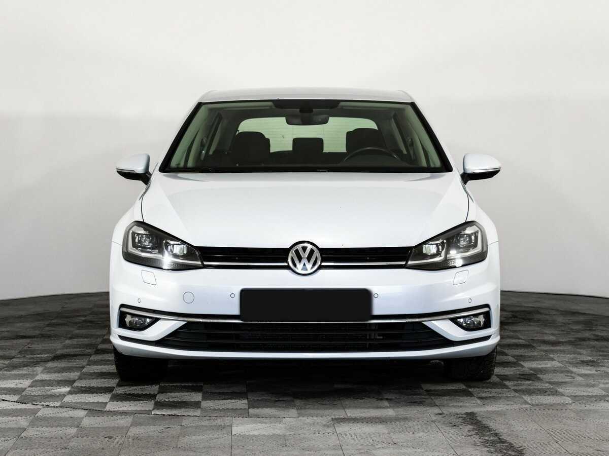 Volkswagen Golf с пробегом — 2018 год. Фото: #1