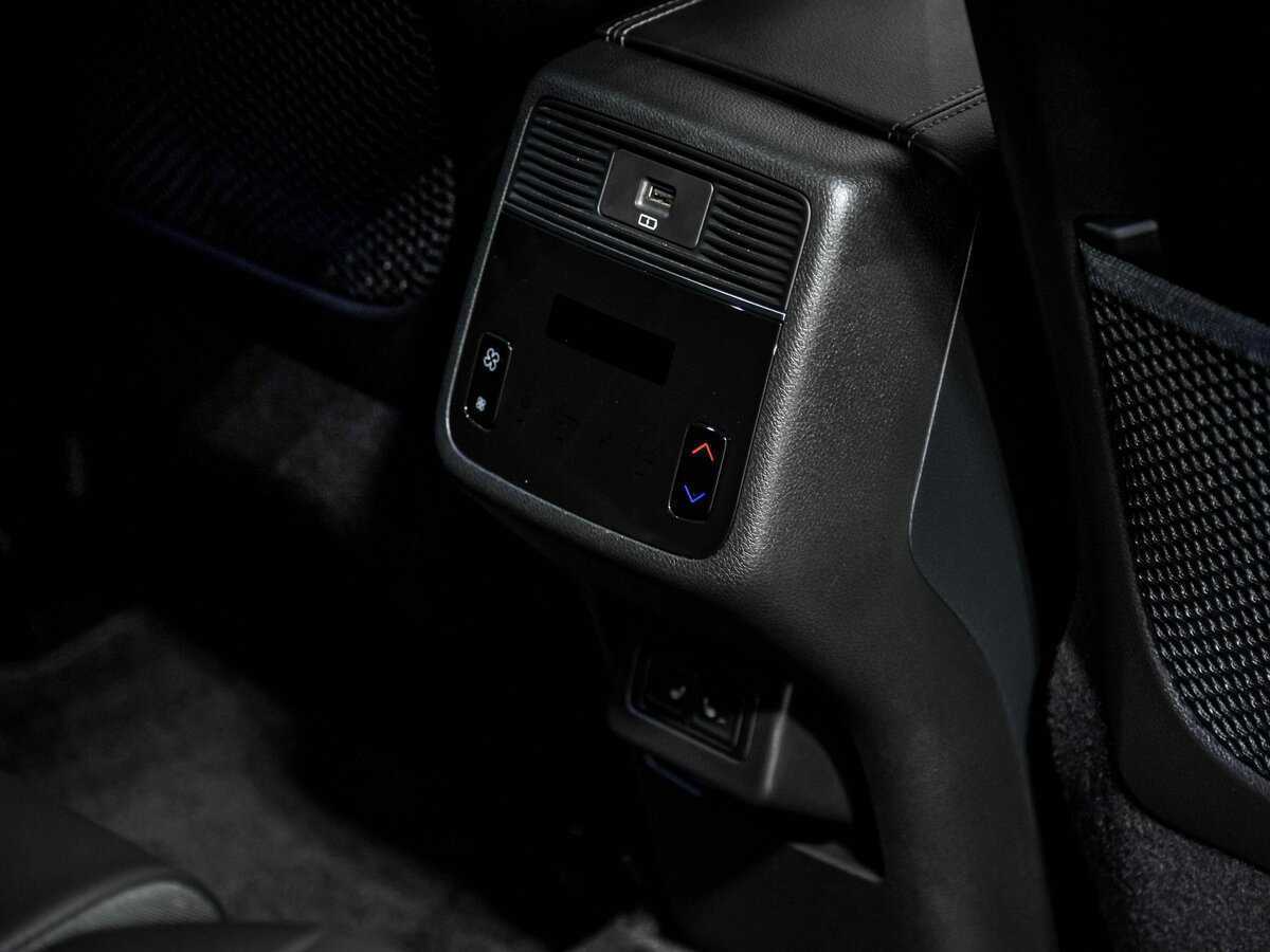 EXEED VX с пробегом — 2023 год. Фото: #14