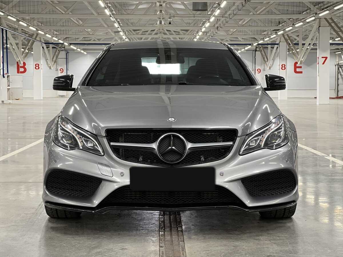 Mercedes-Benz E-Класс с пробегом — 2015 год. Фото: #1