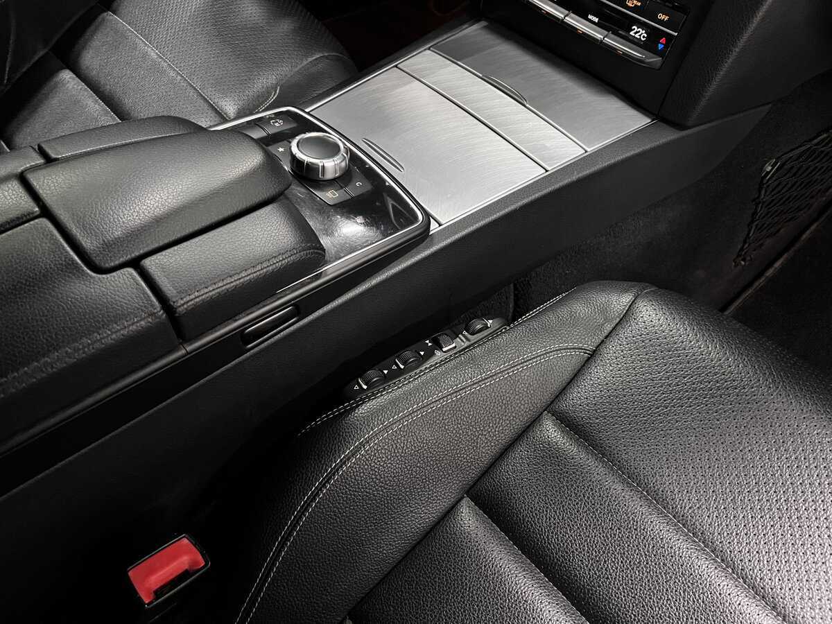 Mercedes-Benz E-Класс с пробегом — 2015 год. Фото: #24