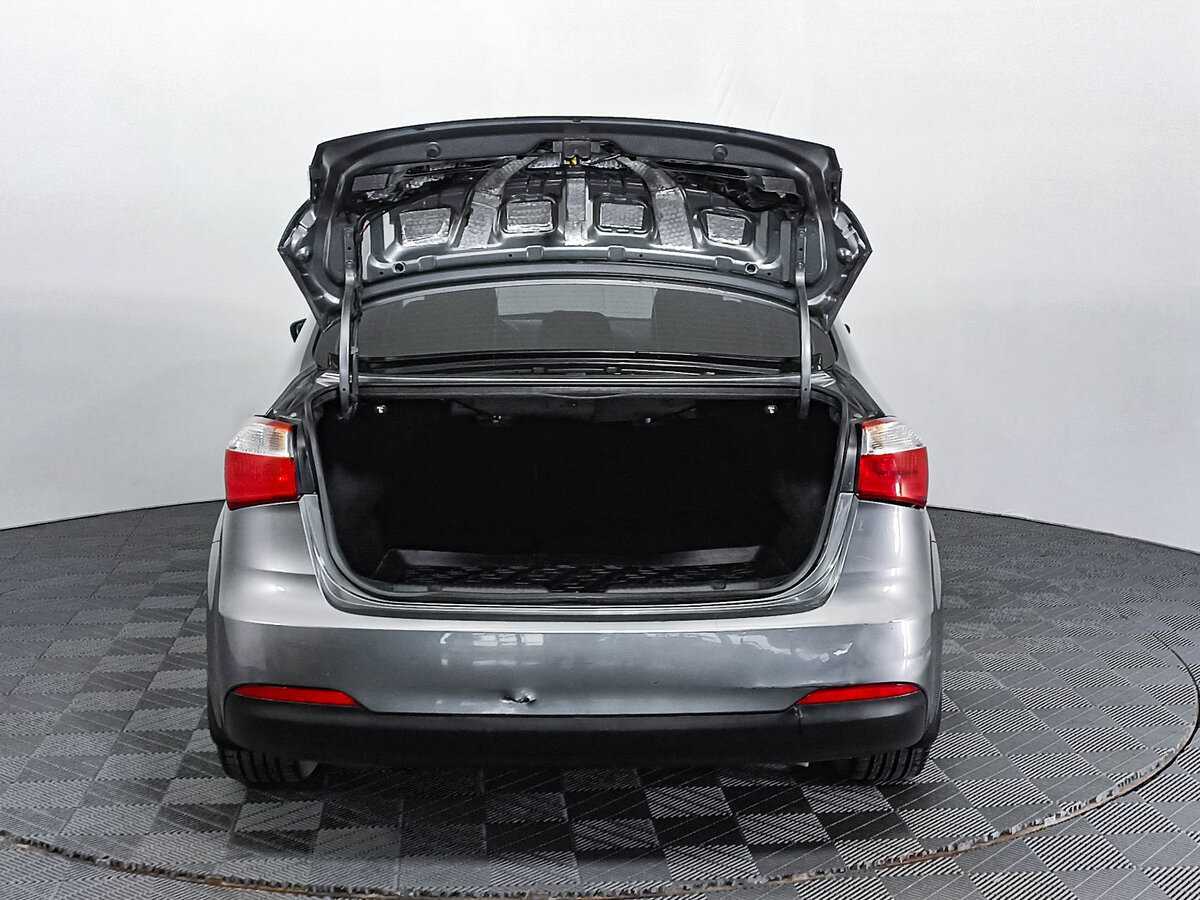 Kia Cerato с пробегом — 2014 год. Фото: #7