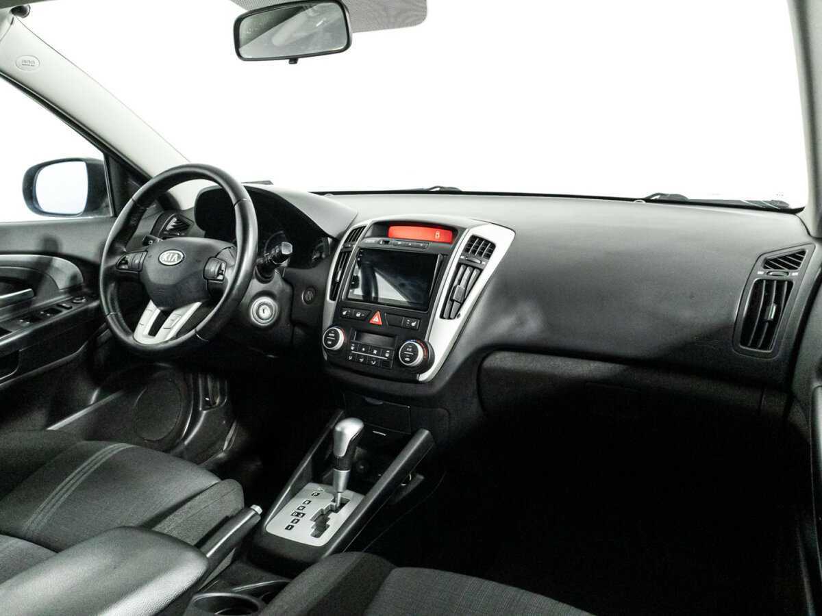 Kia Ceed с пробегом — 2012 год. Фото: #8