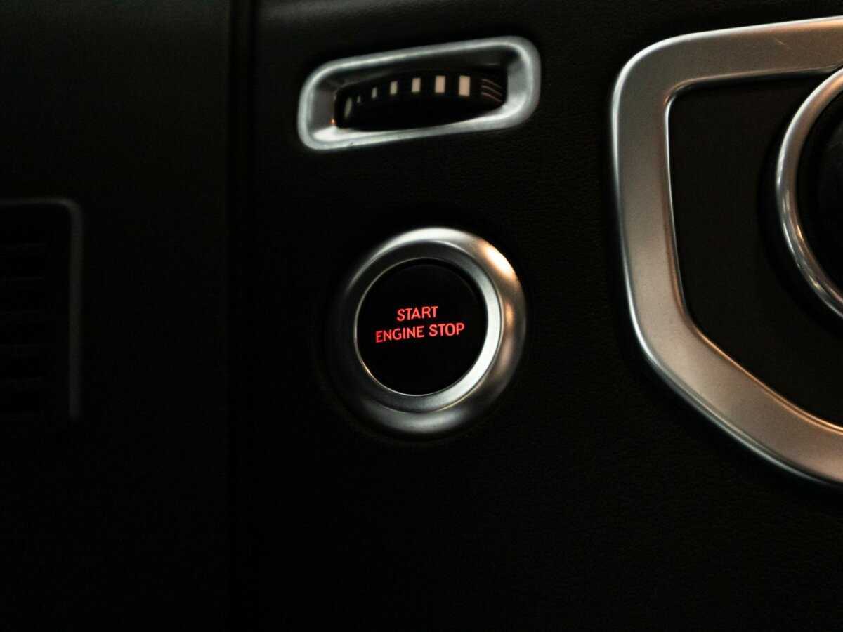 Land Rover Discovery с пробегом — 2012 год. Фото: #21