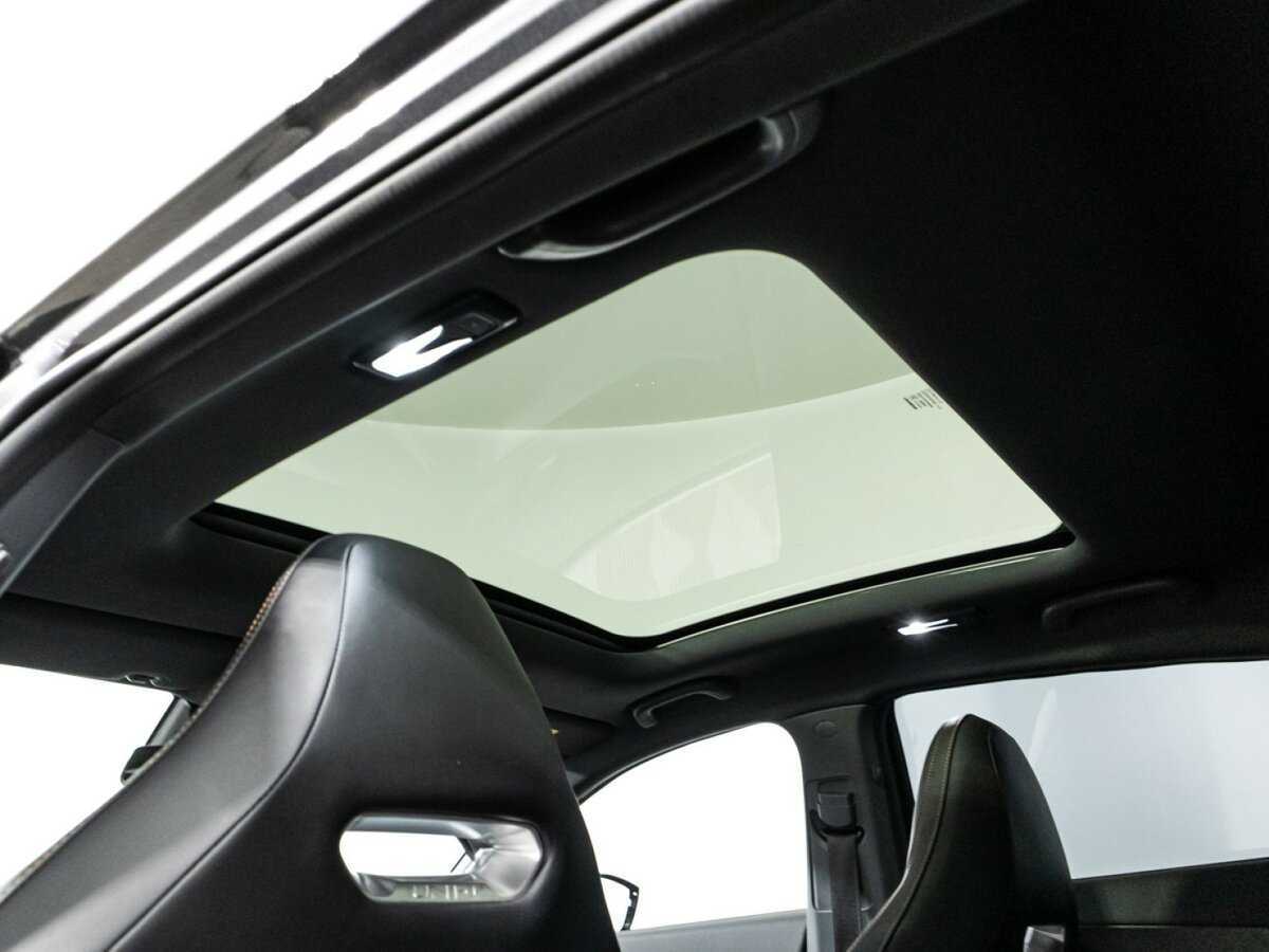 Changan UNI-V с пробегом — 2023 год. Фото: #16