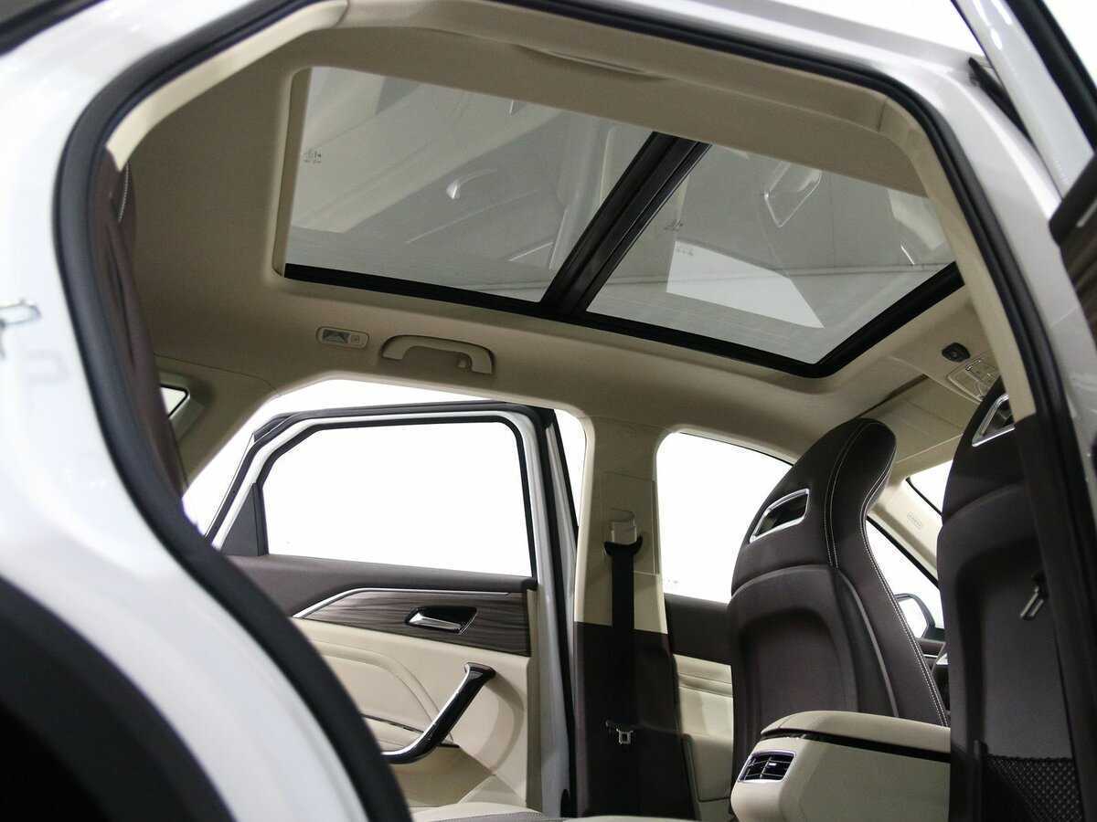 FAW Bestune T77 с пробегом — 2023 год. Фото: #10