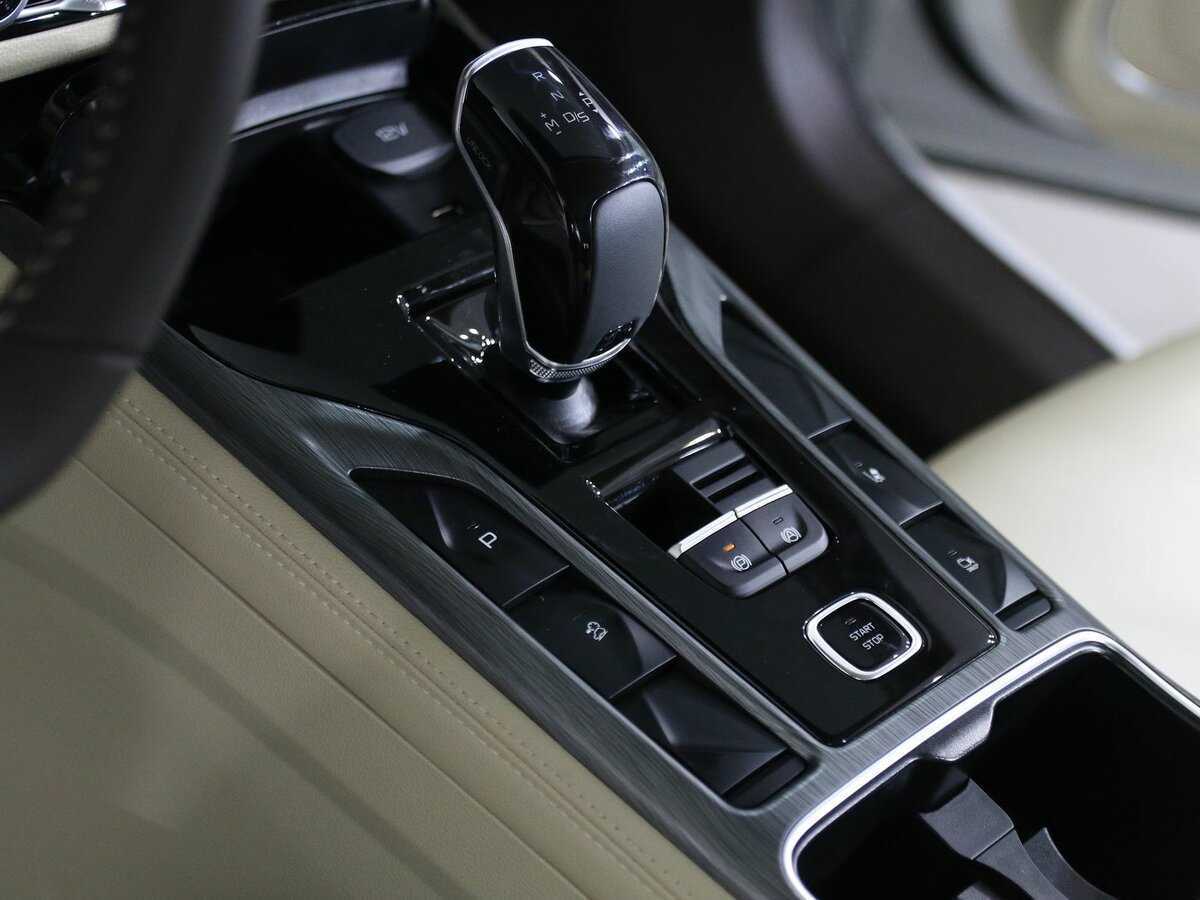 FAW Bestune T77 с пробегом — 2023 год. Фото: #13