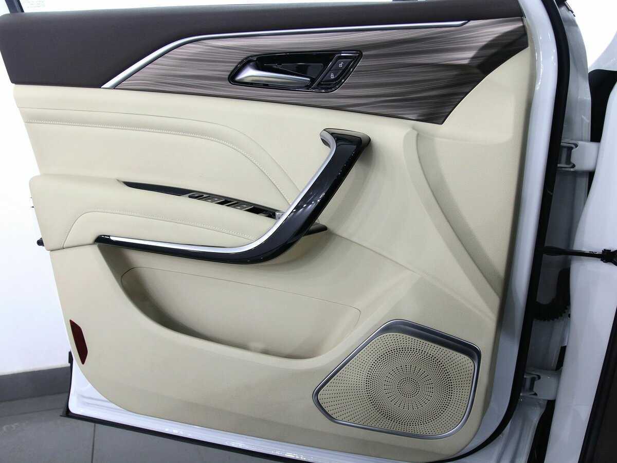 FAW Bestune T77 с пробегом — 2023 год. Фото: #16