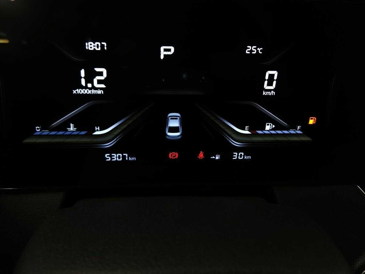 FAW Bestune B70 с пробегом — 2023 год. Фото: #15