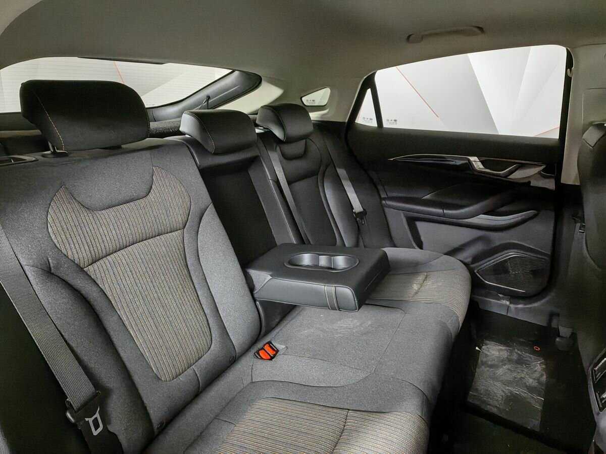 FAW Bestune B70 с пробегом — 2023 год. Фото: #10