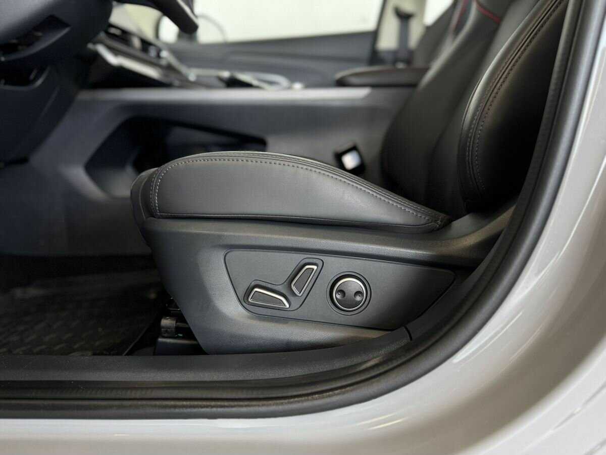 Changan UNI-T с пробегом — 2023 год. Фото: #18