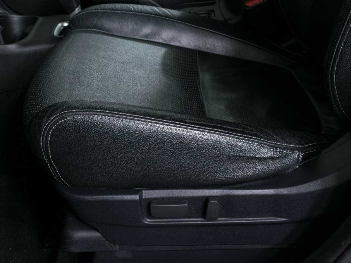 Mitsubishi Outlander с пробегом — 2013 год. Фото: #15