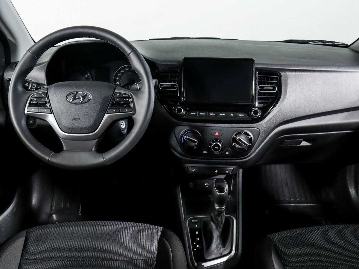 Solaris HS с пробегом — 2024 год. Фото: #11