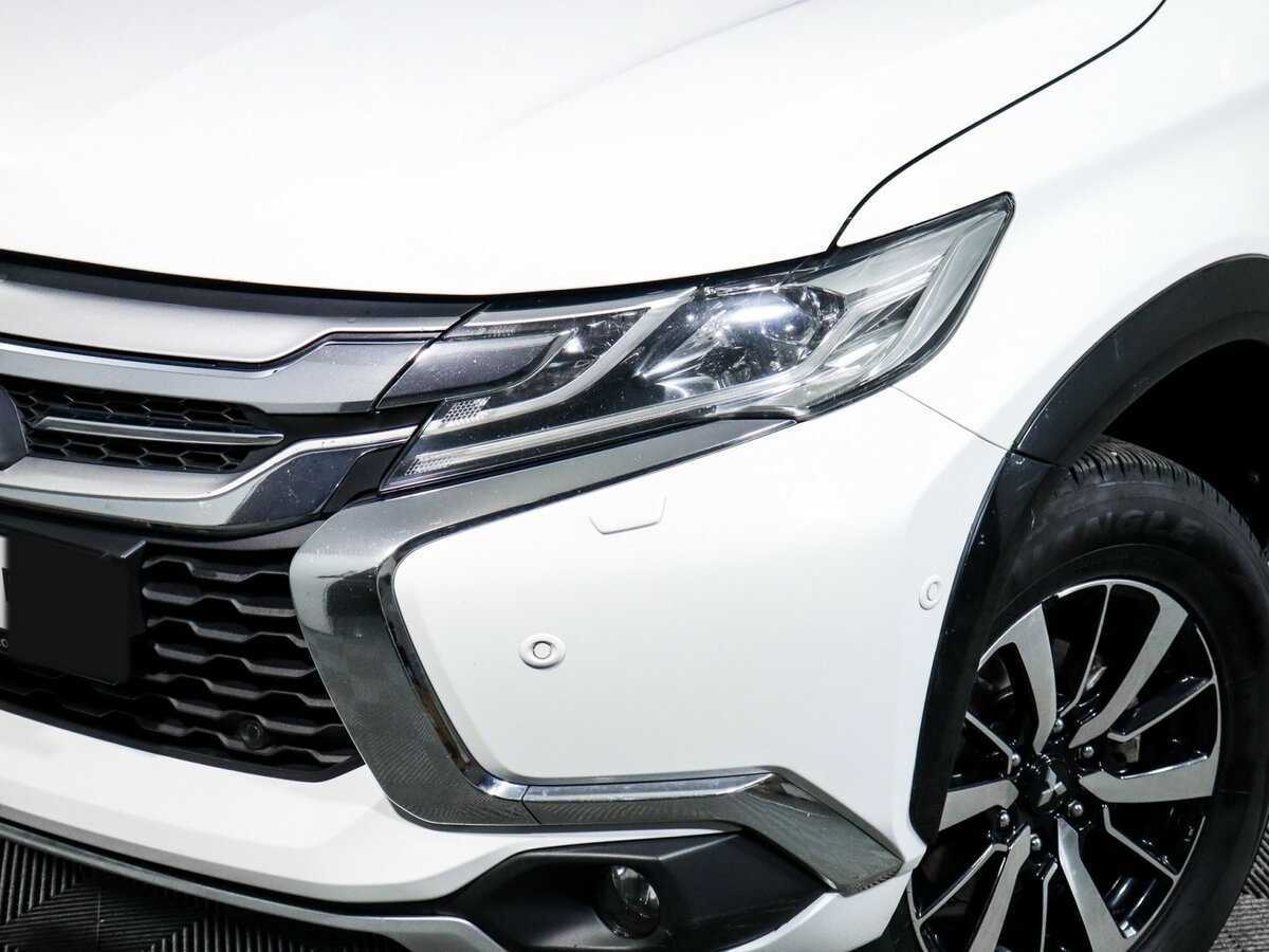 Mitsubishi Pajero Sport с пробегом — 2019 год. Фото: #16