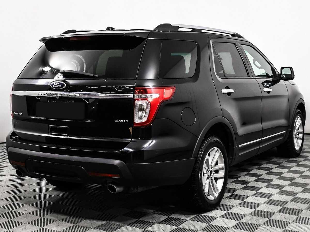 Ford Explorer с пробегом — 2014 год. Фото: #4