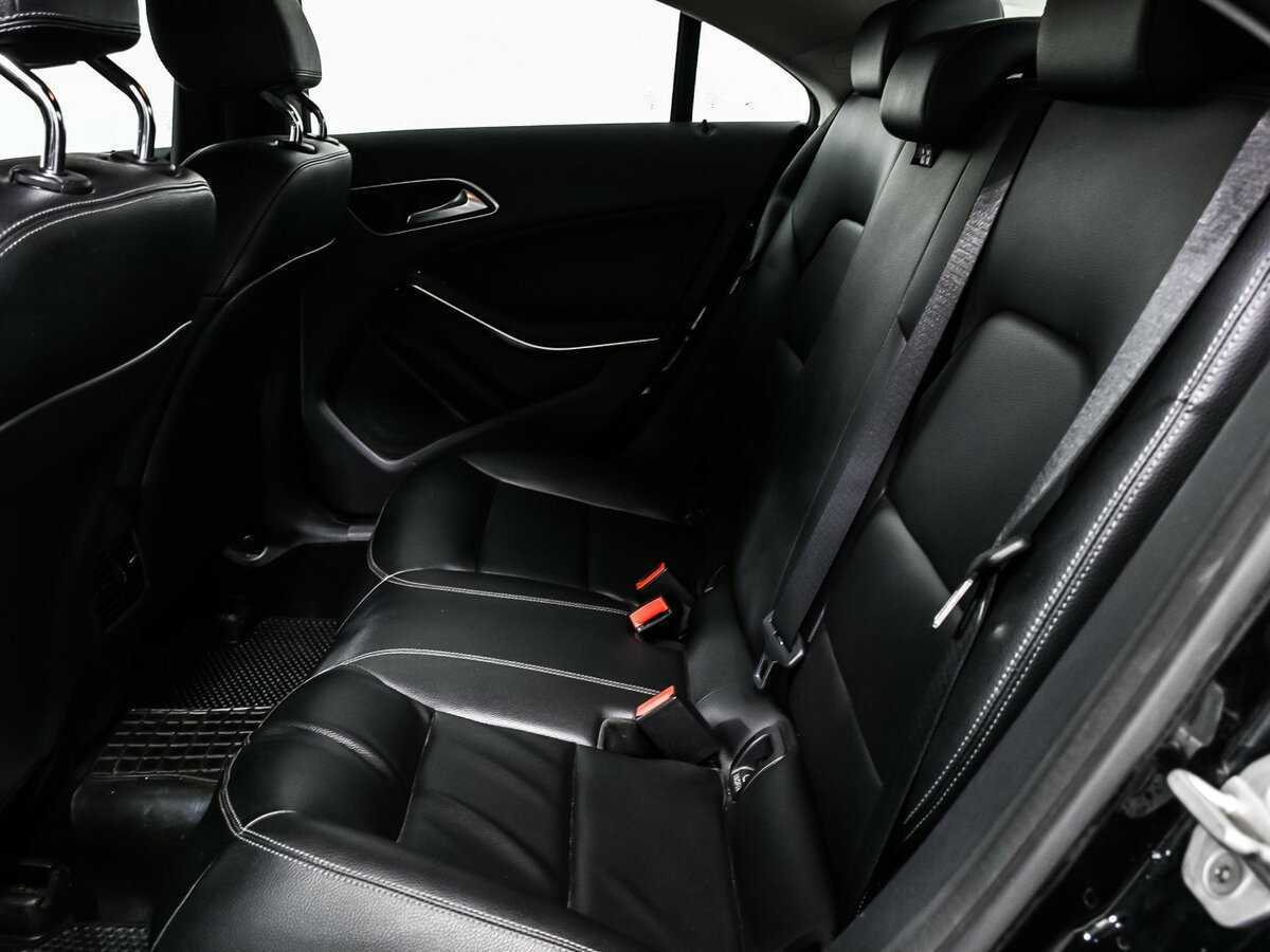 Mercedes-Benz CLA с пробегом — 2015 год. Фото: #12