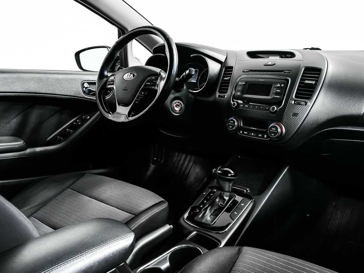 Kia Cerato с пробегом — 2017 год. Фото: #8