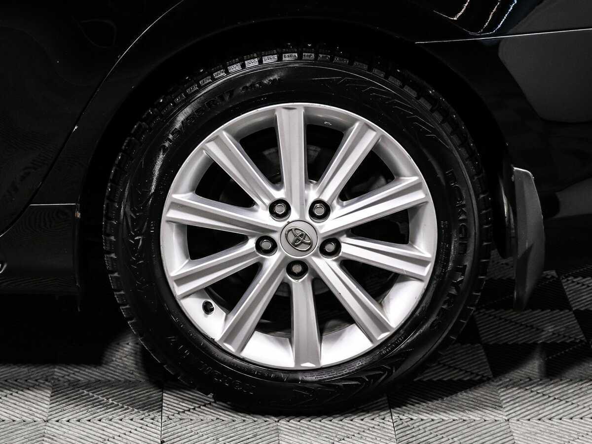 Toyota Camry с пробегом — 2013 год. Фото: #15