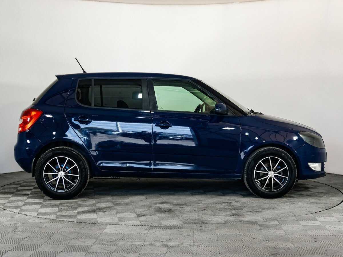 Skoda Fabia с пробегом — 2012 год. Фото: #3