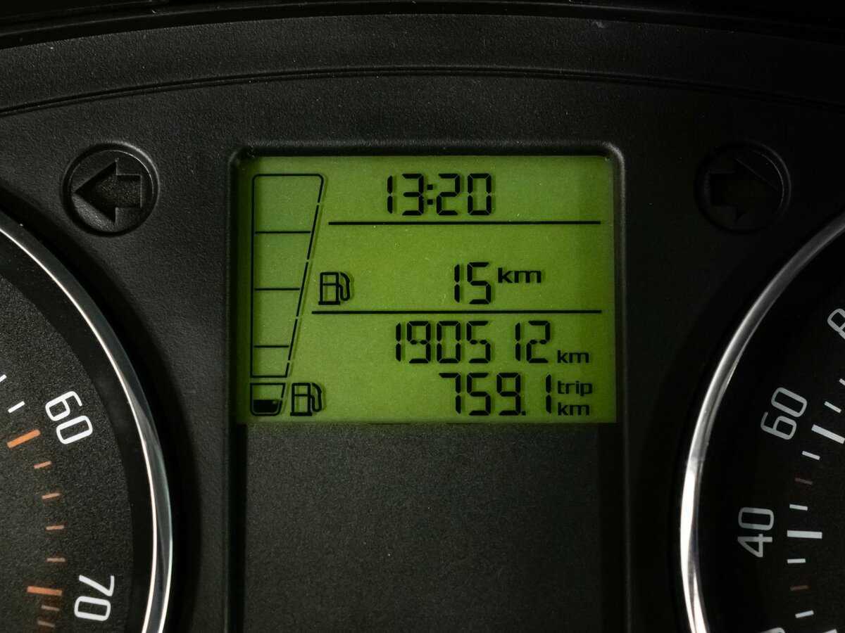 Skoda Fabia с пробегом — 2012 год. Фото: #15