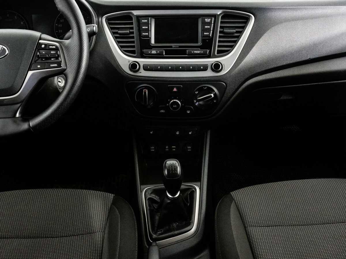 Hyundai Solaris с пробегом — 2018 год. Фото: #10