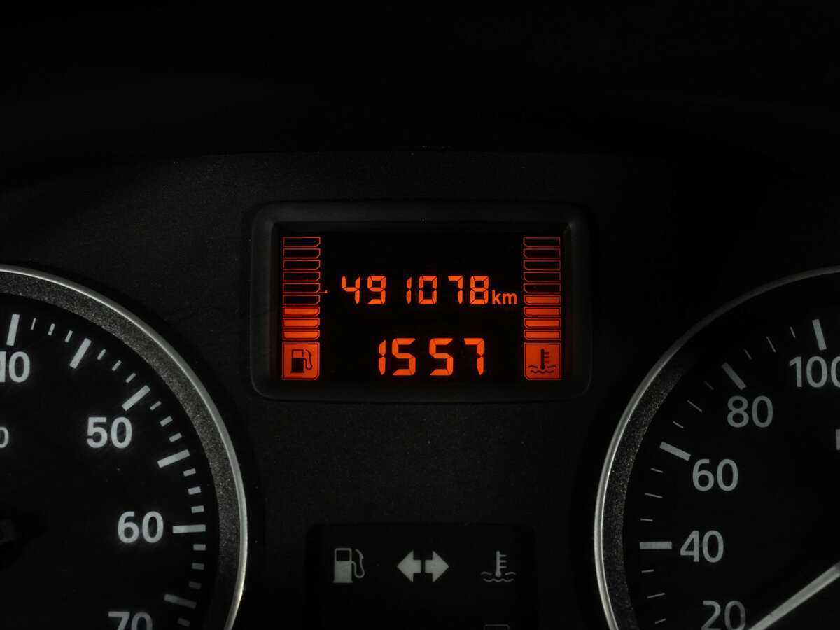 Nissan Almera с пробегом — 2013 год. Фото: #12