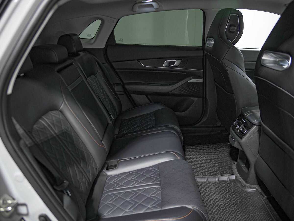 Changan UNI-K с пробегом — 2023 год. Фото: #17