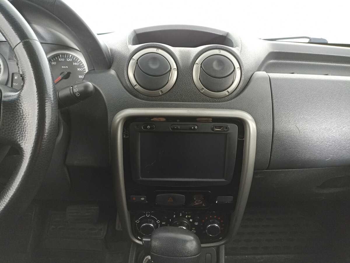 Renault Duster с пробегом — 2015 год. Фото: #14