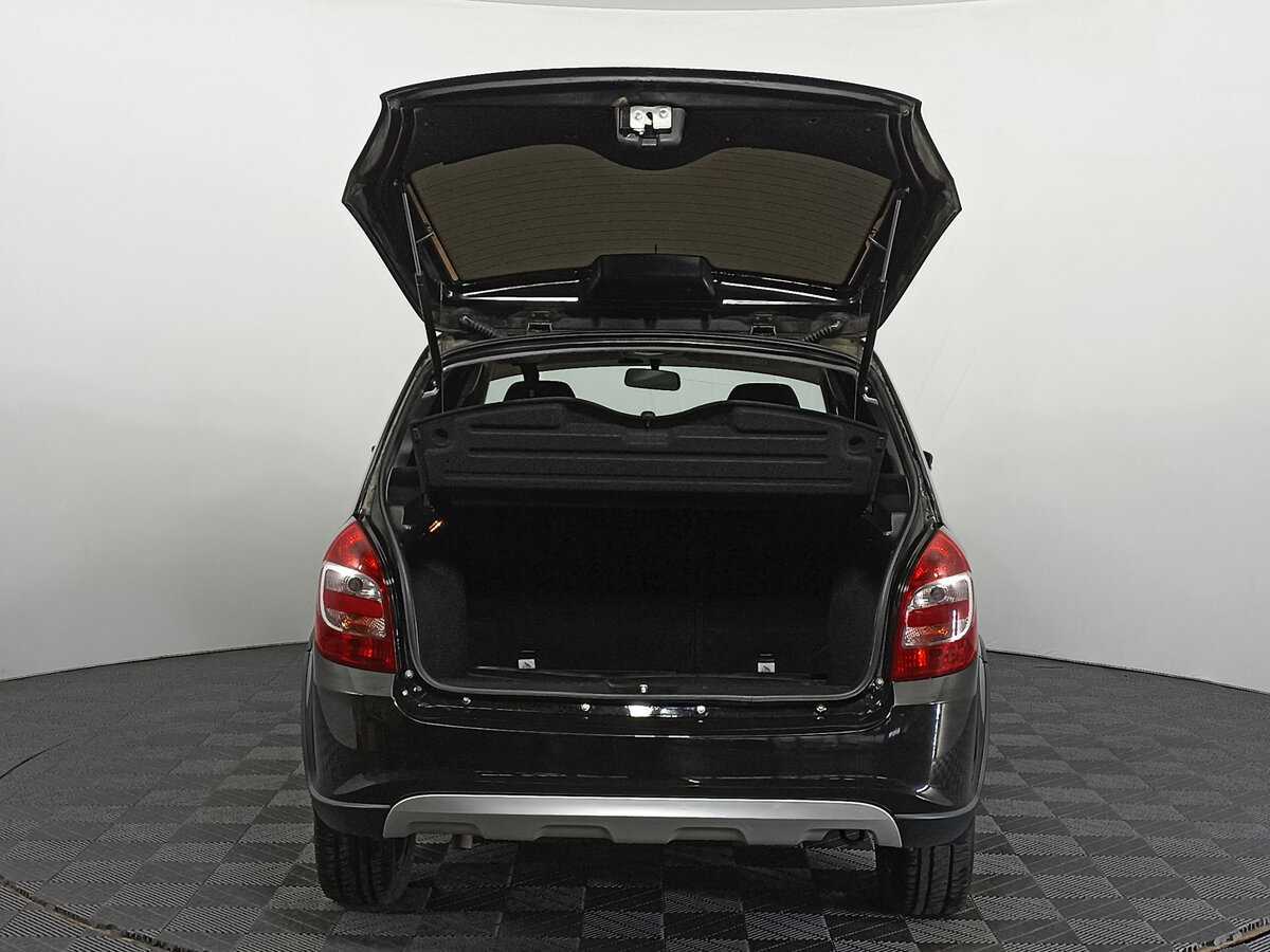 Lada (ВАЗ) Granta с пробегом — 2023 год. Фото: #8