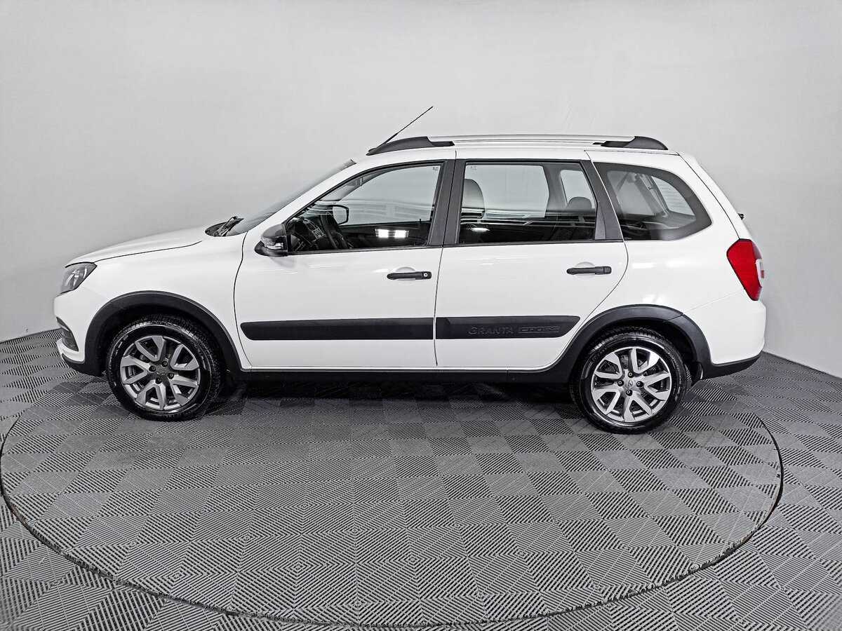 Lada (ВАЗ) Granta с пробегом — 2023 год. Фото: #7