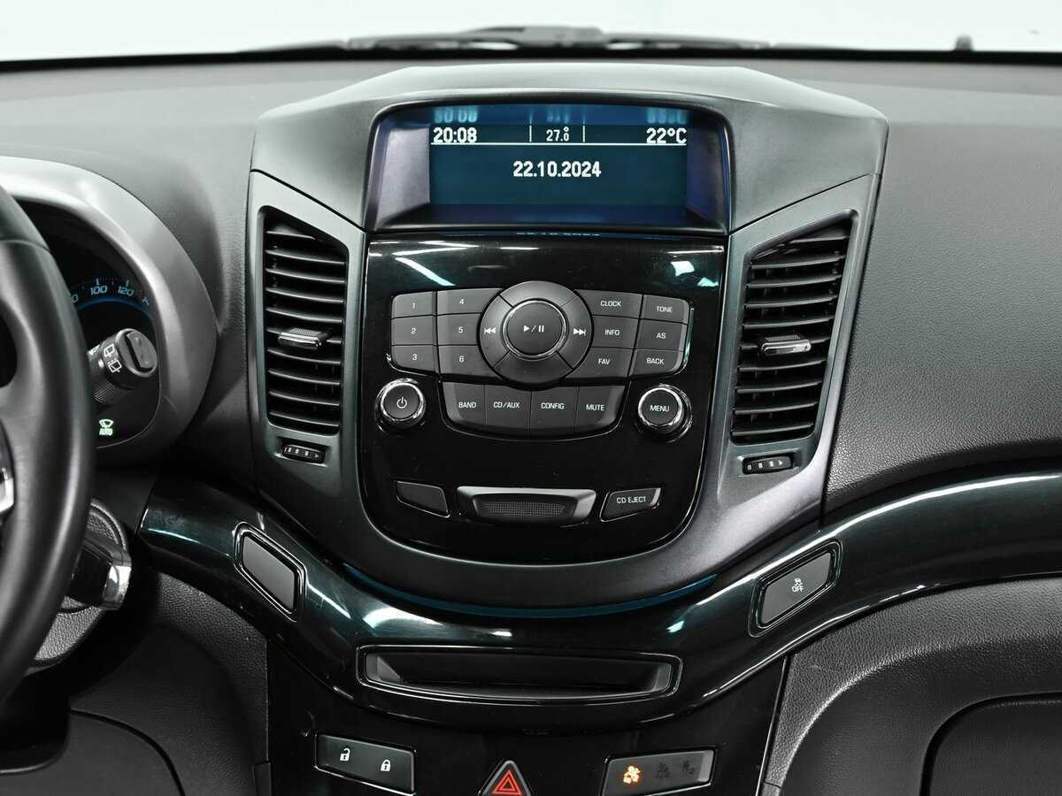 Chevrolet Orlando с пробегом — 2014 год. Фото: #8