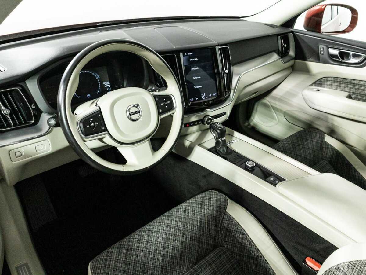 Volvo XC60 с пробегом — 2019 год. Фото: #10