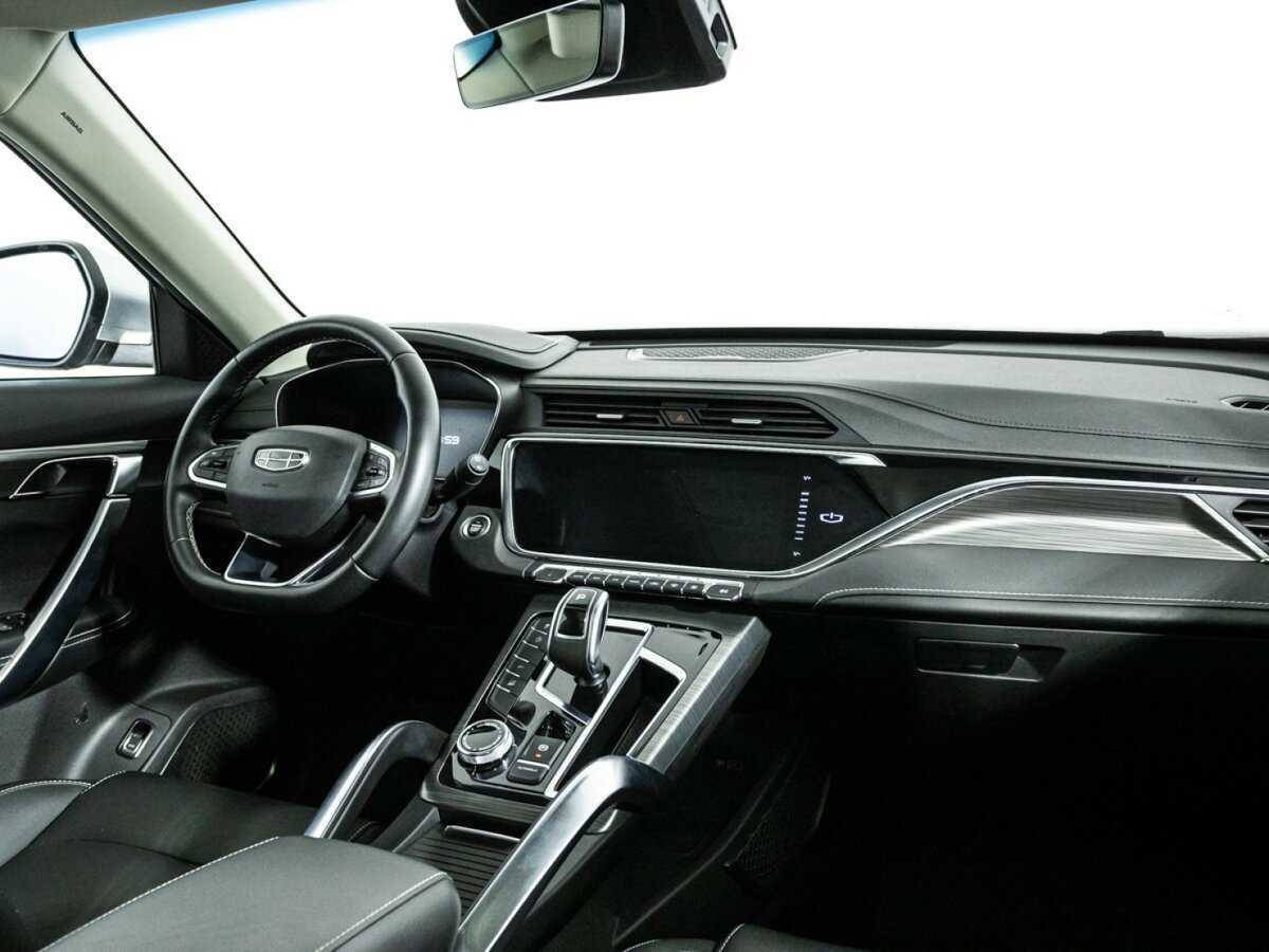 Geely Atlas Pro с пробегом — 2022 год. Фото: #8