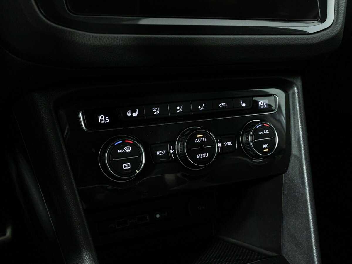Volkswagen Tiguan с пробегом — 2020 год. Фото: #17